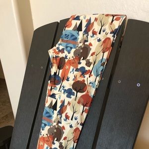 LulaRoe CAMPING OS leggings
